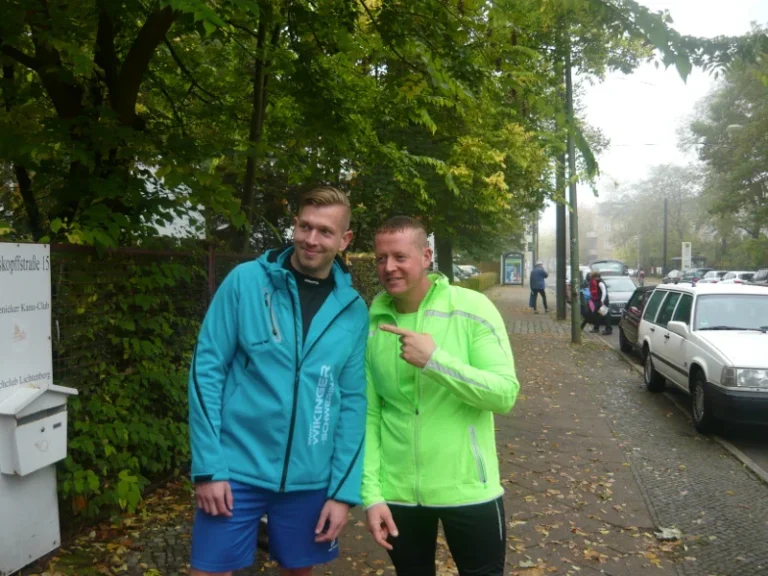 wikinger-schwerin_-_Berlin_Marathon_2014_-P1120218
